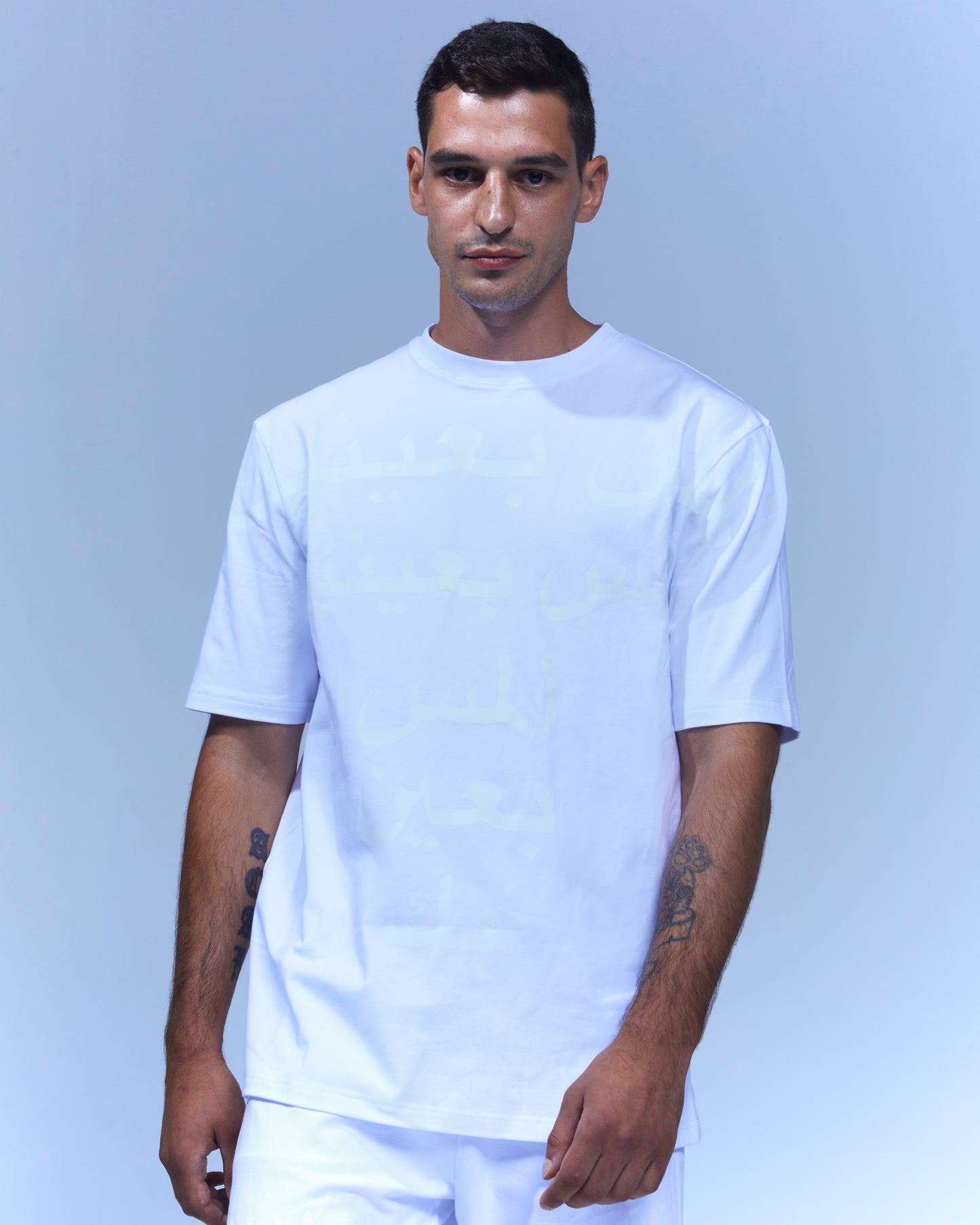 Short sleeve suit